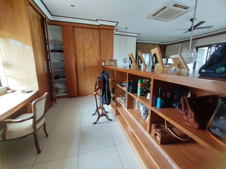 6 Bedroom Property for Sale in Birdwood Estate North West